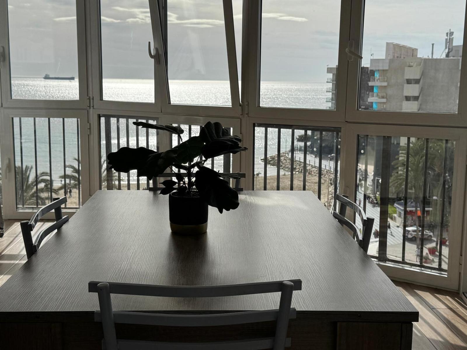 Apartamentos Playa Postiguet אליקאנטה מראה חיצוני תמונה